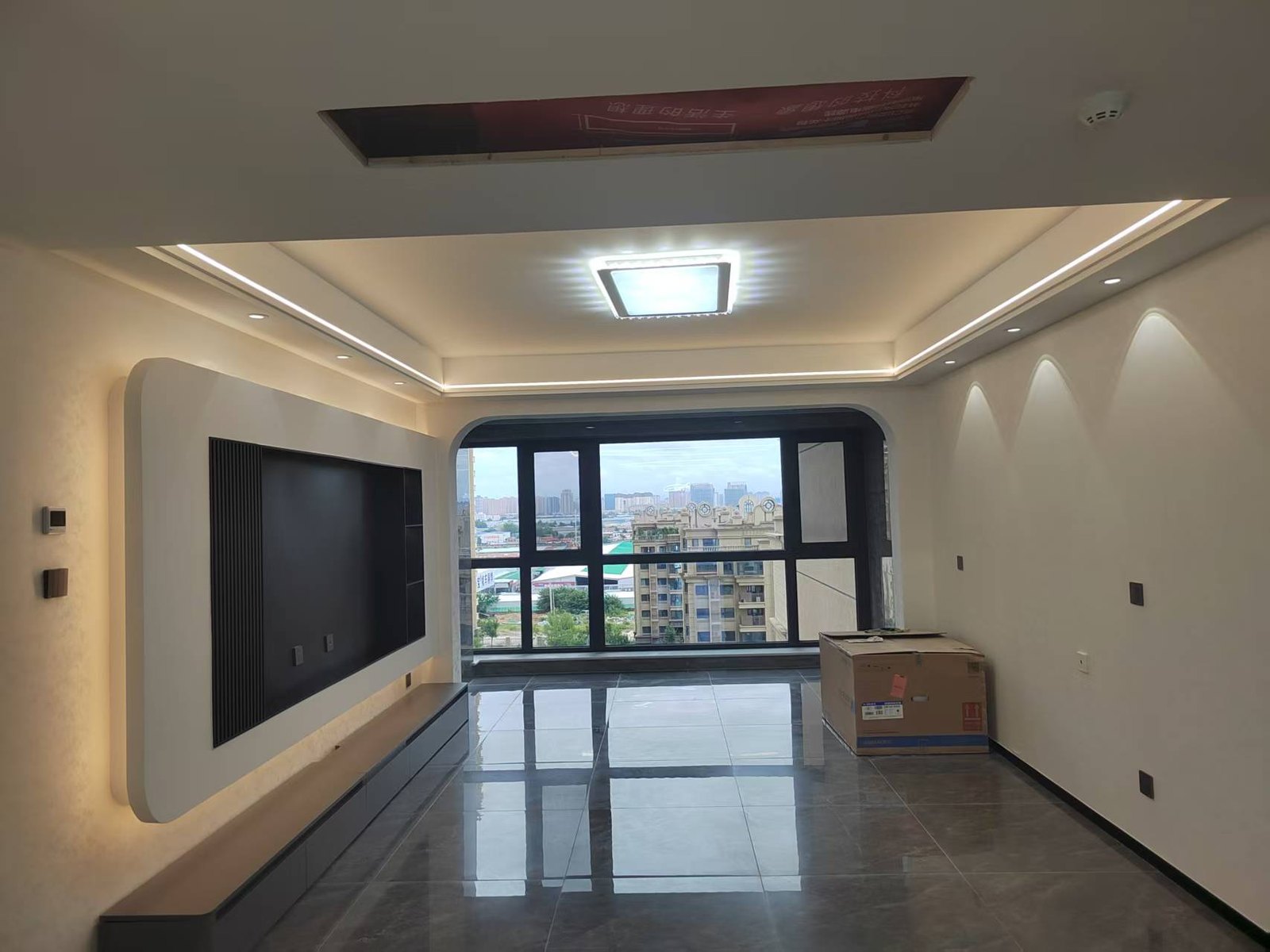 蓝光公园华府130㎡局部翻新后的客厅